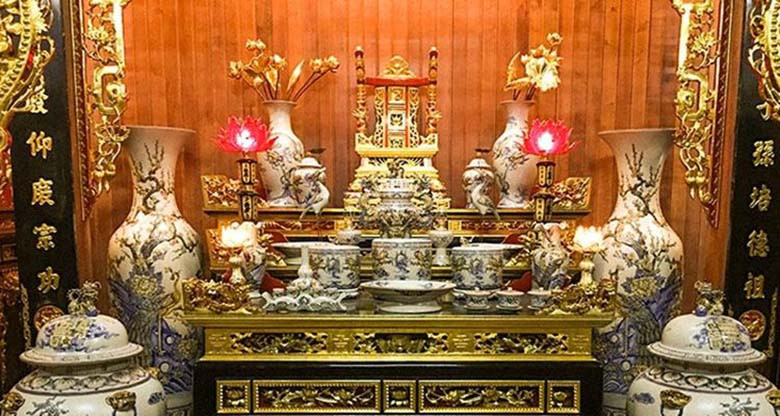 Hướng dẫn trang trí bàn thờ gia tiên hợp phong thủy
