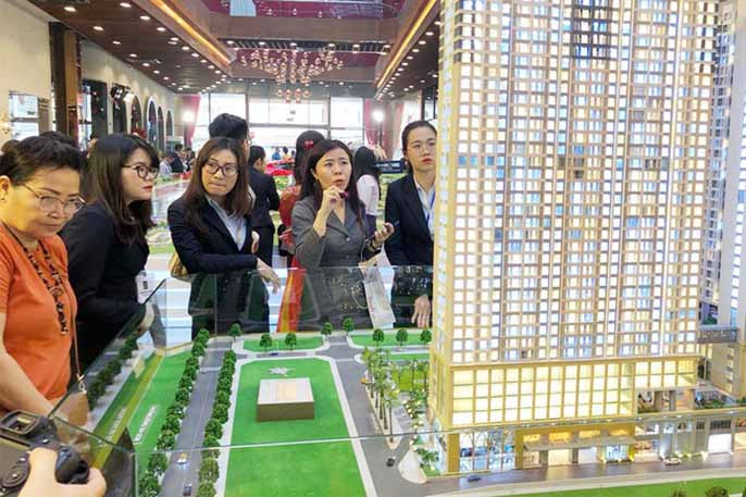 Lạm phát có nên đầu tư mua đất không?